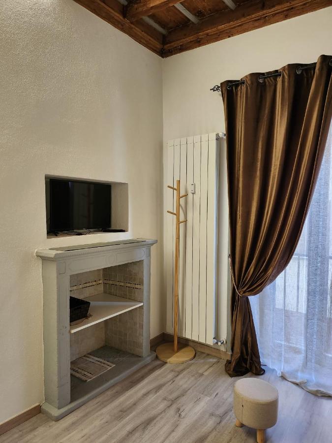 בורגומאנרו Mansarde & Suite Maison 1706 Lago Orta מראה חיצוני תמונה