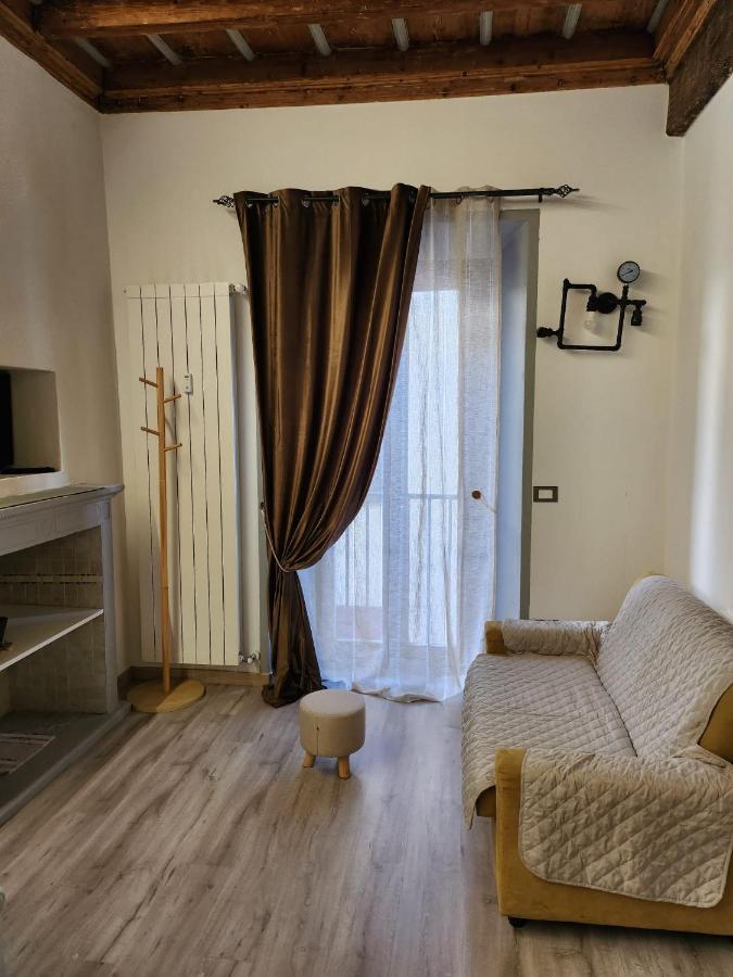 בורגומאנרו Mansarde & Suite Maison 1706 Lago Orta מראה חיצוני תמונה