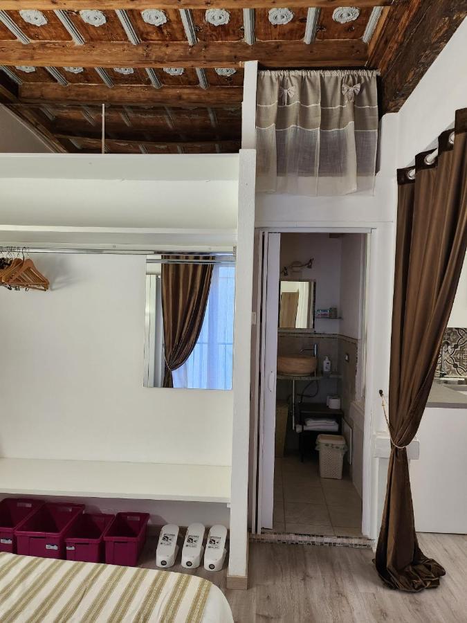 בורגומאנרו Mansarde & Suite Maison 1706 Lago Orta מראה חיצוני תמונה