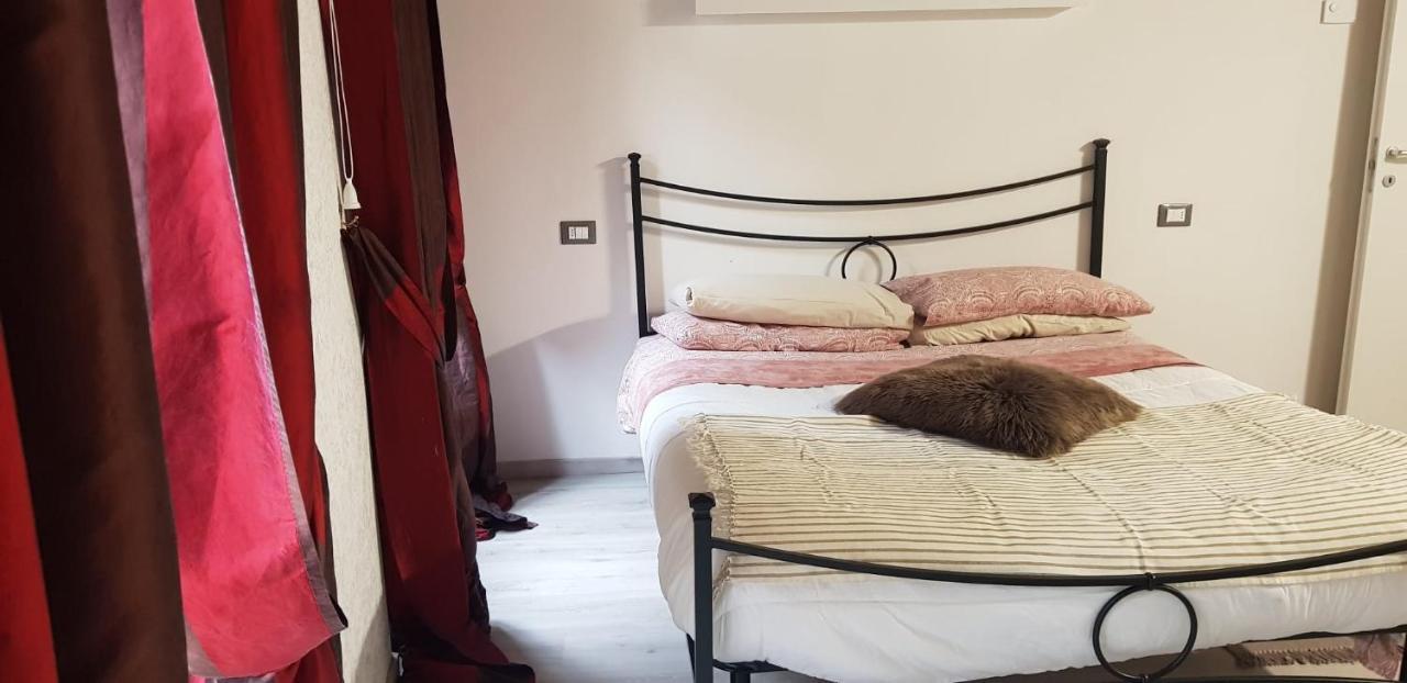 בורגומאנרו Mansarde & Suite Maison 1706 Lago Orta מראה חיצוני תמונה