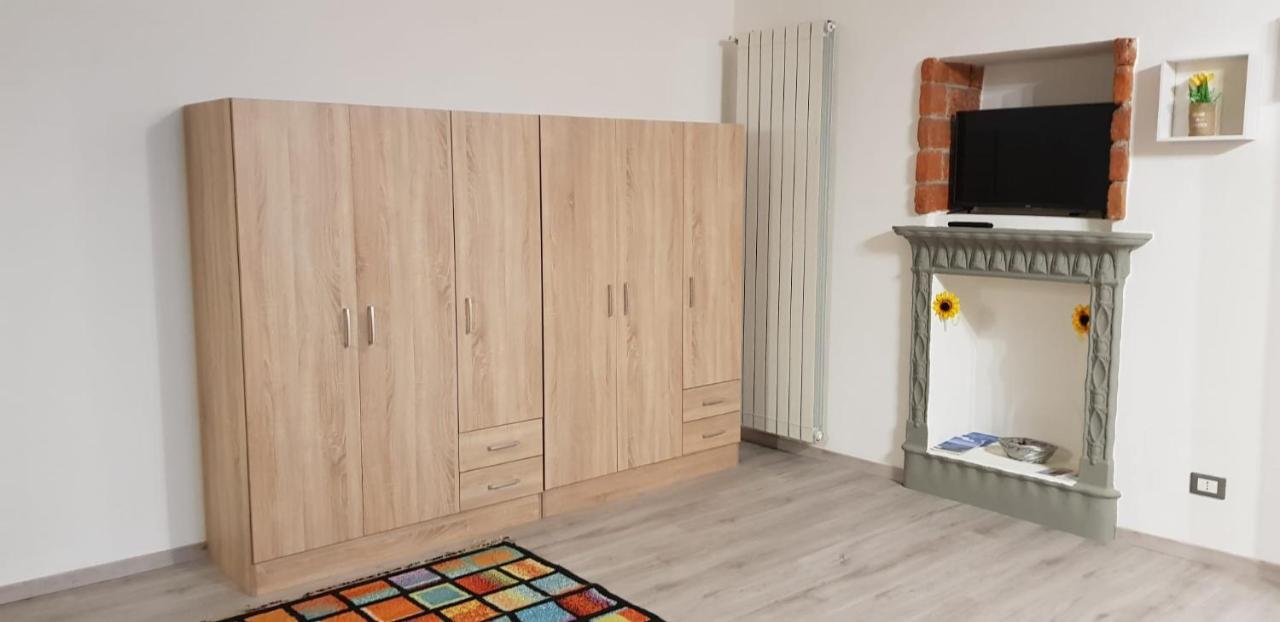 בורגומאנרו Mansarde & Suite Maison 1706 Lago Orta מראה חיצוני תמונה