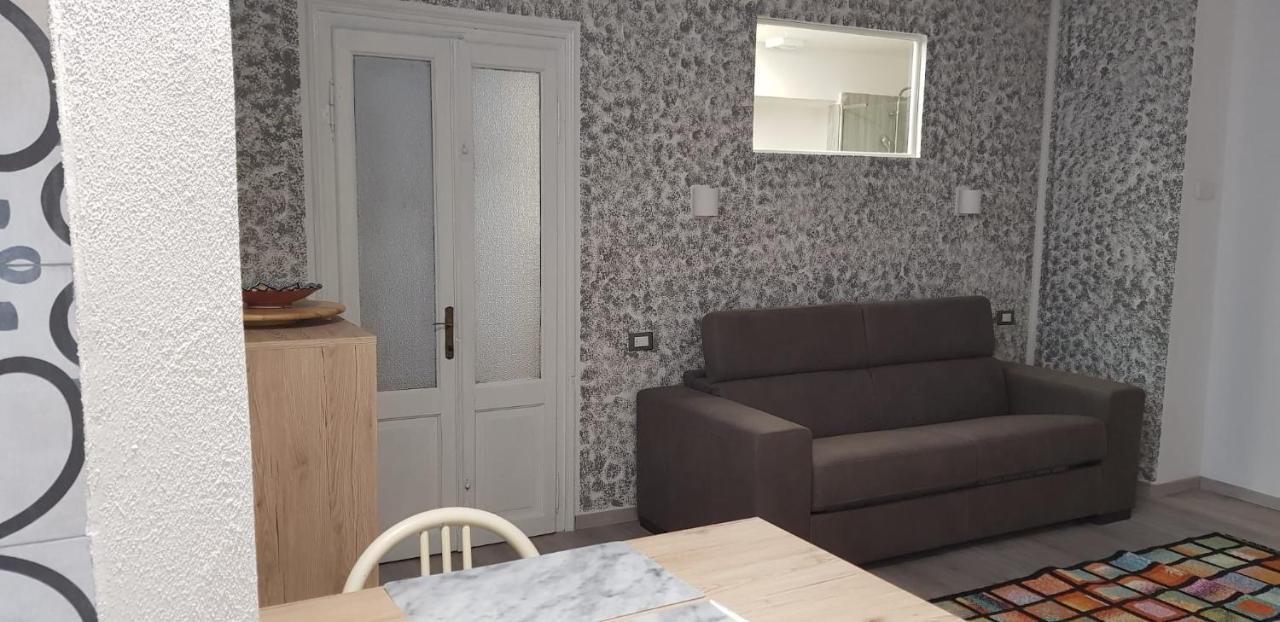 בורגומאנרו Mansarde & Suite Maison 1706 Lago Orta מראה חיצוני תמונה